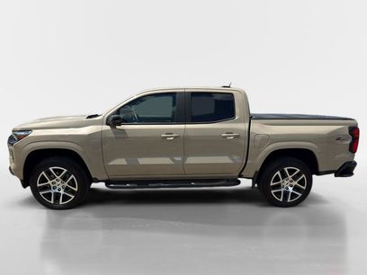 Used 2024 Chevrolet Colorado Z71 w/ Z71 Convenience Package 2