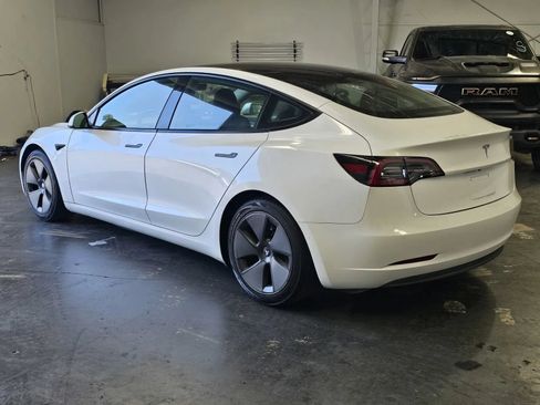 Used 2021 Tesla Model 3 Standard Range Plus RWD image 2