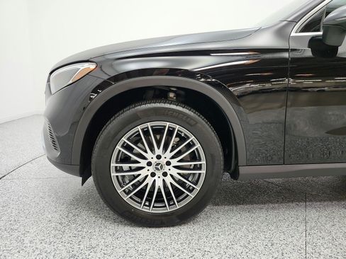 Certified 2026 Mercedes-Benz GLC 300 image 22