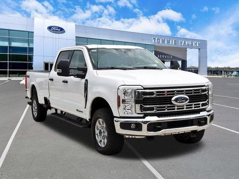 Certified 2024 Ford F250 XLT AWD/4WD image 6