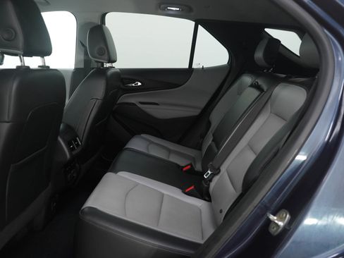 Used 2018 Chevrolet Equinox Premier image 15
