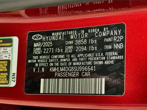 Certified 2025 Hyundai Elantra Sport FWD image 31