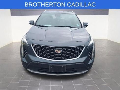 Used 2019 Cadillac XT4 Premium Luxury image 2