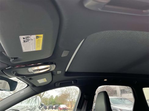 Used 2024 Volvo XC60 T8 Ultimate w/ Protection Package Premier image 25