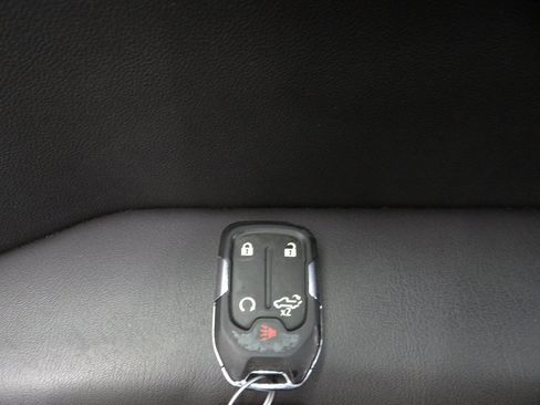 Used 2021 Chevrolet Silverado 1500 High Country w/ Technology Package image 63