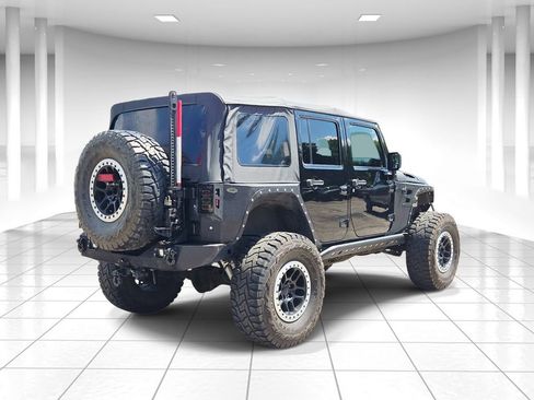 Used 2018 Jeep Wrangler Unlimited Sport AWD/4WD image 3