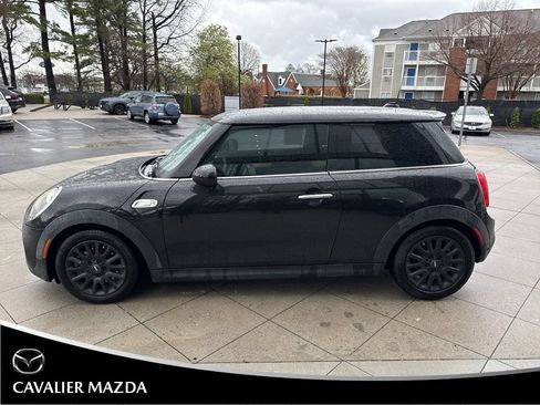 Used 2017 MINI Cooper S image 3
