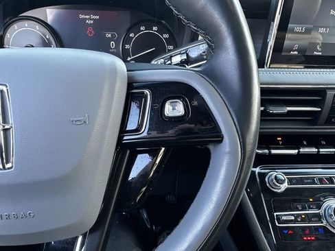 Certified 2022 Lincoln Corsair AWD w/ Premium Package image 29