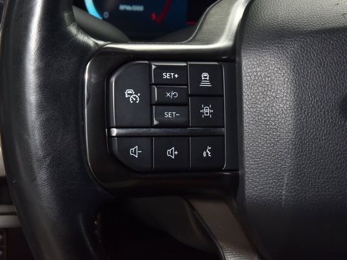 Used 2024 Ford F250 Platinum image 23