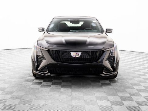 New 2026 Cadillac CT5 V AWD/4WD image 9