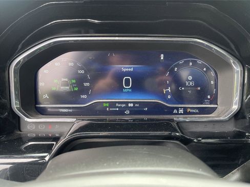 Used 2025 Chevrolet Silverado 1500 LT image 27