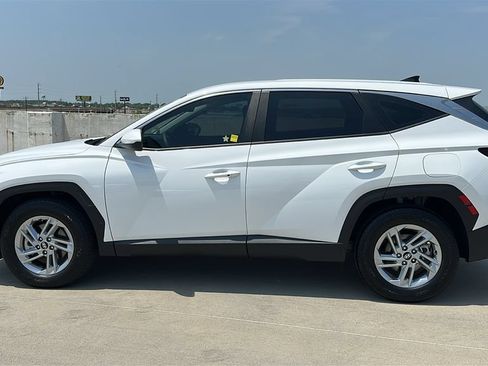 Used 2026 Hyundai Tucson SE FWD image 9