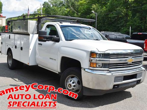 Used 2018 Chevrolet Silverado 3500 W/T w/ WT Convenience Package RWD image 2