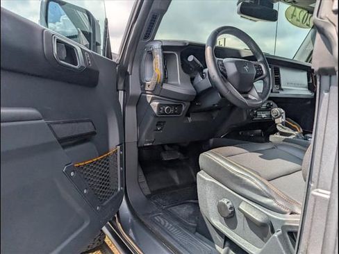 Used 2024 Ford Bronco Badlands AWD/4WD image 5