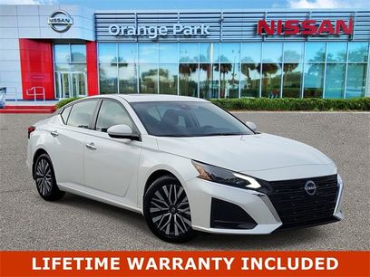 Used 2023 Nissan Altima 2.5 SV w/ SV Premium Package
