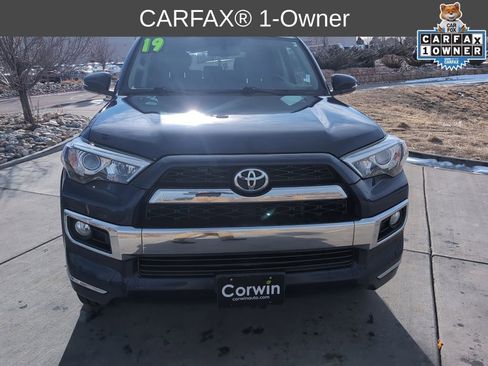 Used 2019 Toyota 4Runner Limited image 2