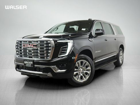 Used 2025 GMC Yukon XL Denali AWD/4WD image 1