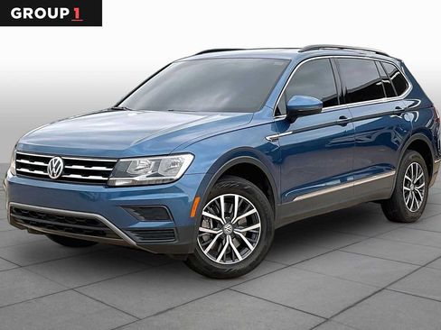 Used 2020 Volkswagen Tiguan SE w/ Panoramic Sunroof Package AWD/4WD image 1