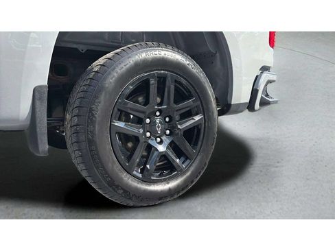 Used 2024 Chevrolet Silverado 1500 Custom w/ LPO, Dark Essentials Package AWD/4WD image 22