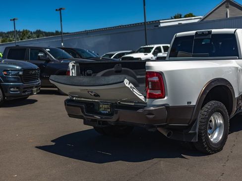 Used 2020 RAM 3500 Limited AWD/4WD image 8