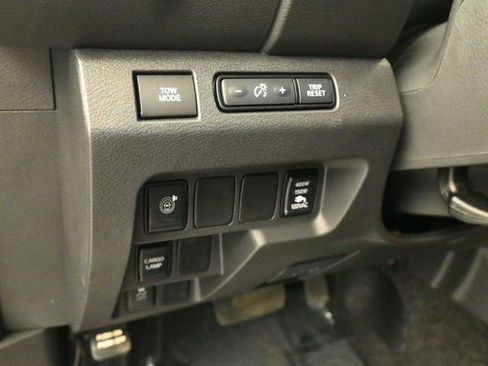 Used 2025 Nissan Frontier Pro-X w/ Pro Convenience Package image 14