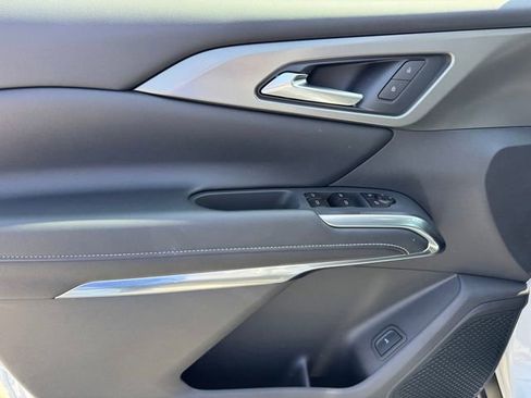 New 2026 Chevrolet Traverse LT FWD image 14