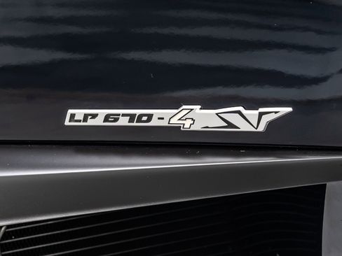 Used 2010 Lamborghini Murcielago LP 670-4 SV image 36