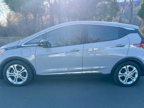 Used 2019 Chevrolet Bolt LT image 8