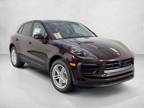 Used 2026 Porsche Macan AWD/4WD image 7