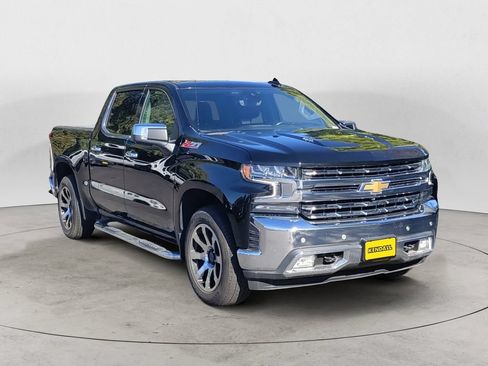 Used 2022 Chevrolet Silverado 1500 LTZ w/ LTZ Premium Package AWD/4WD image 7
