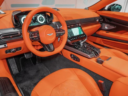 New 2026 Aston Martin Vanquish Convertible image 3