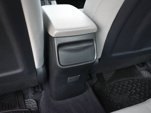 Used 2018 Hyundai Elantra SEL FWD image 11