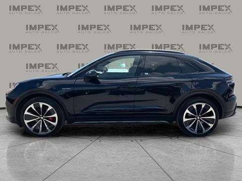 Used 2025 Porsche Macan 4S Electric w/ Premium Package AWD/4WD image 2