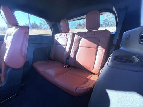 New 2026 Lincoln Aviator Reserve image 12