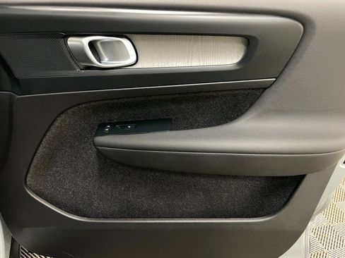 Used 2026 Volvo XC40 B5 Plus w/ Protection Package Premier image 41