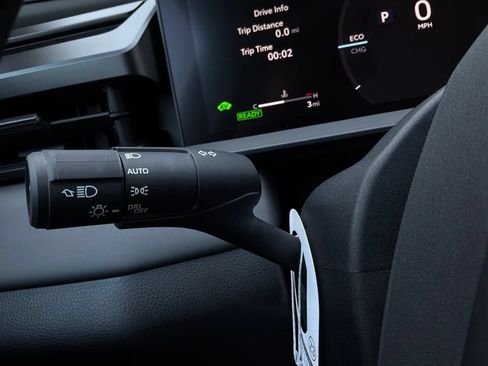 New 2026 Toyota RAV4 XSE AWD/4WD image 40