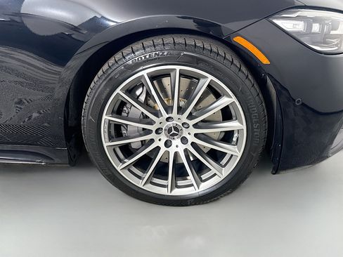Used 2022 Mercedes-Benz S 500 4MATIC w/ AMG Line Package image 32