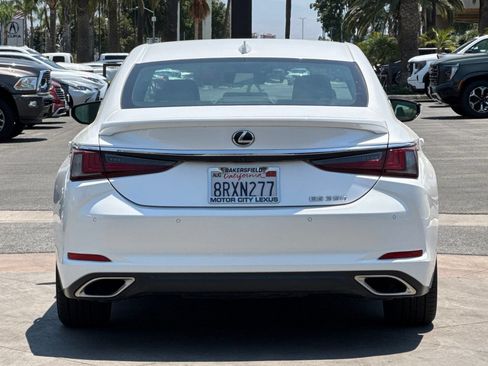Used 2020 Lexus ES 350 w/ Premium Package FWD image 5