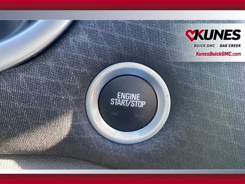 Used 2025 Chevrolet Malibu LT image 22