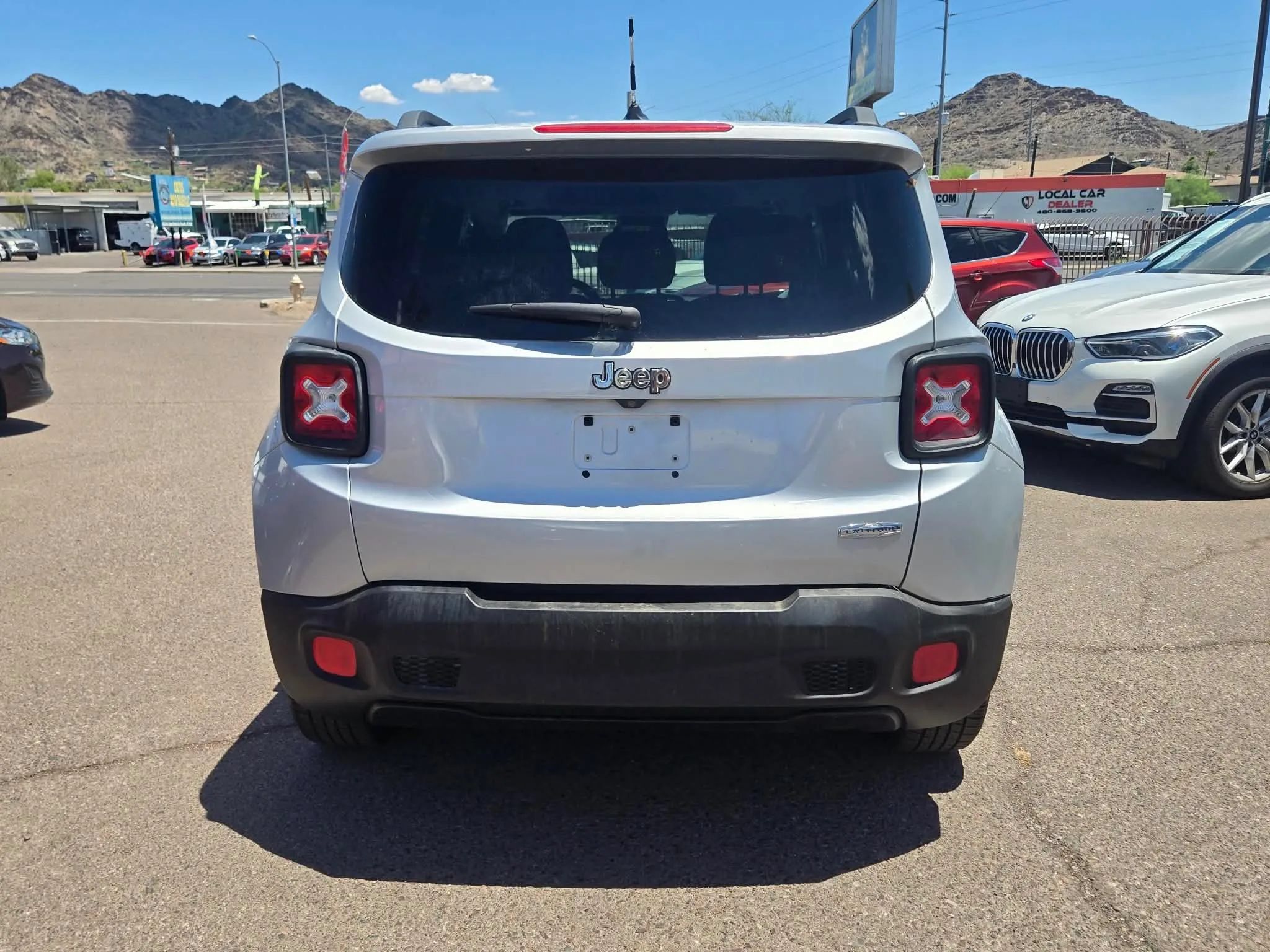 Used 2015 Jeep Renegade Latitude w/ Popular Equipment Group FWD image 5
