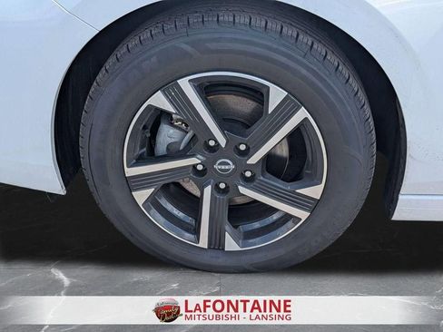 Used 2024 Nissan Sentra SV FWD image 32
