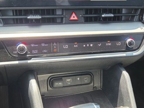 Certified 2023 Kia Sportage EX FWD image 21