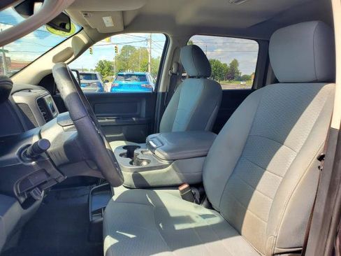 Used 2018 RAM 1500 Express AWD/4WD image 5