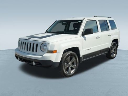 Used 2016 Jeep Patriot Sport w/ Power Value Group image 3