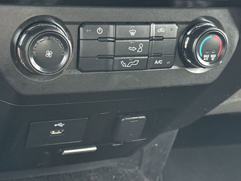 Used 2018 Ford F150 XLT image 17