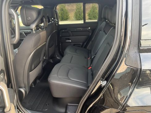New 2026 Land Rover Defender 110 V8 image 21