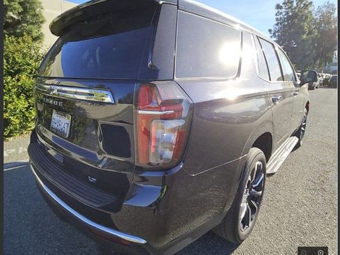 Used 2023 Chevrolet Tahoe LT w/ LT Signature Package image 6