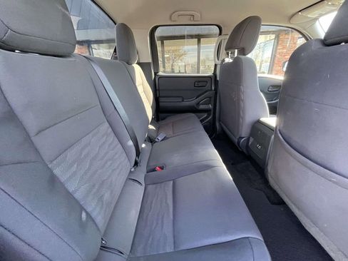 Used 2023 Nissan Frontier S w/ Technology Package image 19