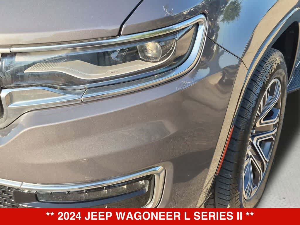 Used 2024 Jeep Wagoneer L Series II w/ Flexible Seating Group RWD image 11