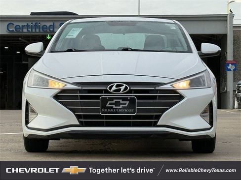 Used 2019 Hyundai Elantra SE w/ Cargo Package image 3